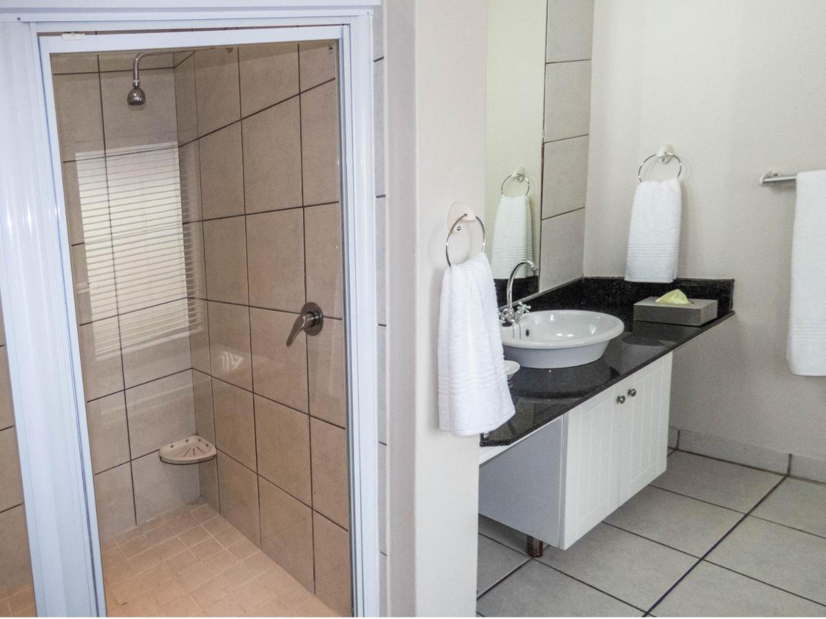 Hotel Sheilan House Port Alfred Esterno foto