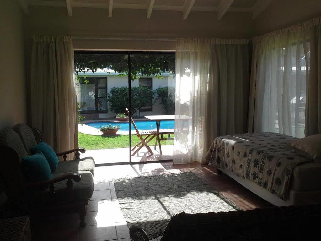 Hotel Sheilan House Port Alfred Esterno foto
